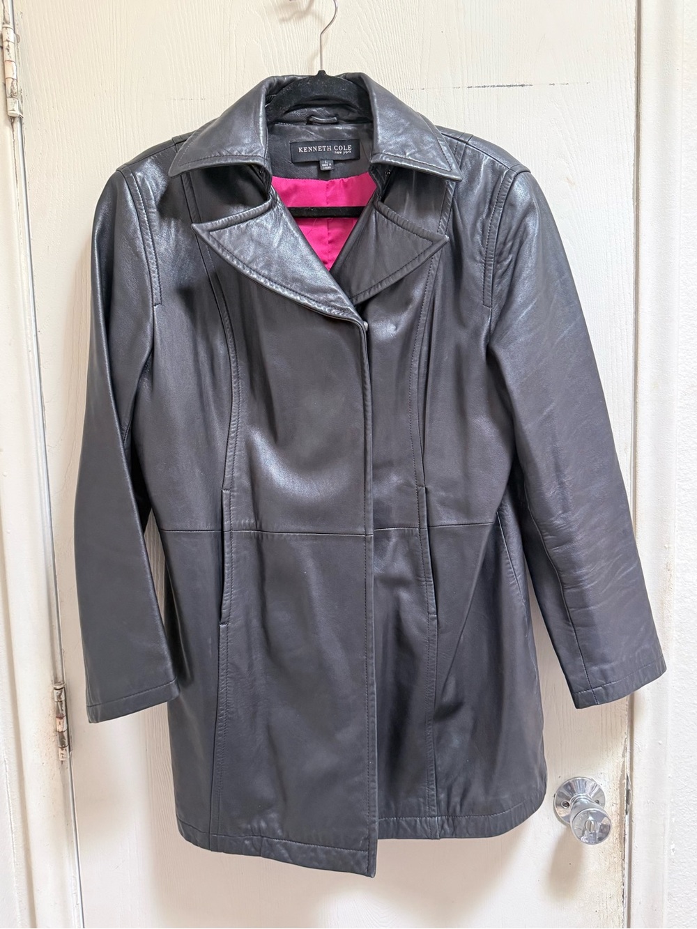 Vintage Kenneth Cole Black Leather Women's Coat with Pink Lining. - Size L